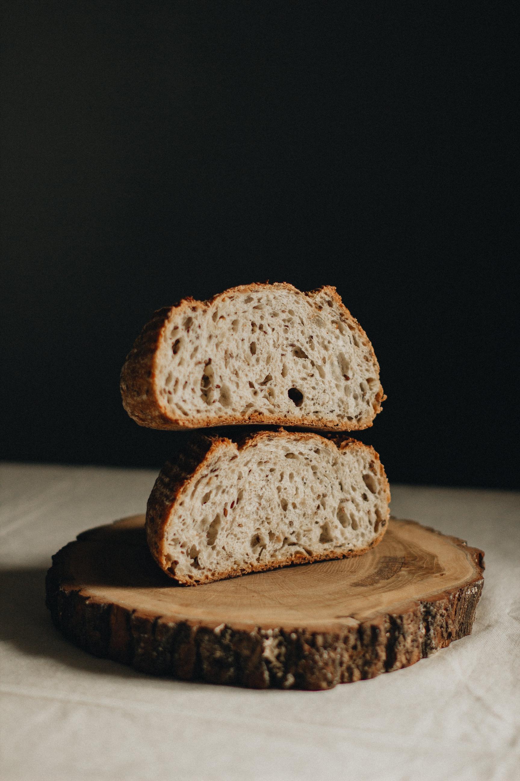 Przygotowanie zakwasu – serce domowego chleba